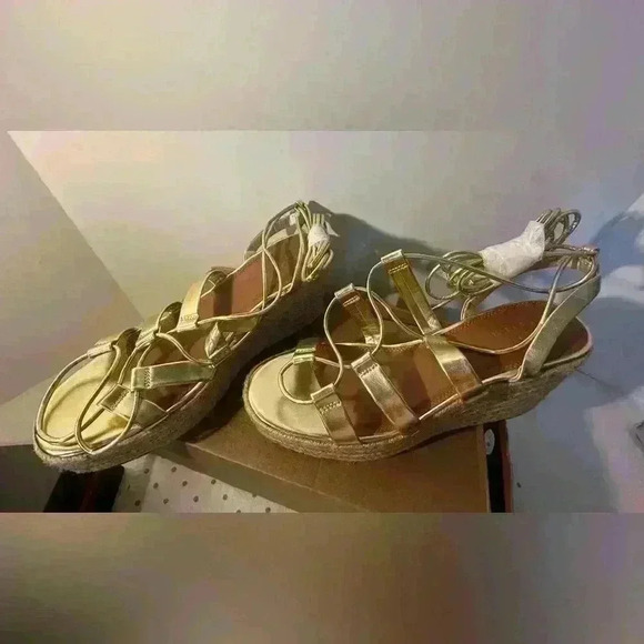 Asos Design Flatform Gladiator Sandals - Picture 2 of 9